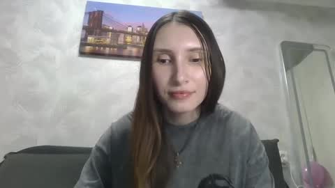 Olivia online show from March 2025 09:22:01 PM