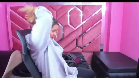  OLIVIA  online show from February 2025 03:29:02 AM