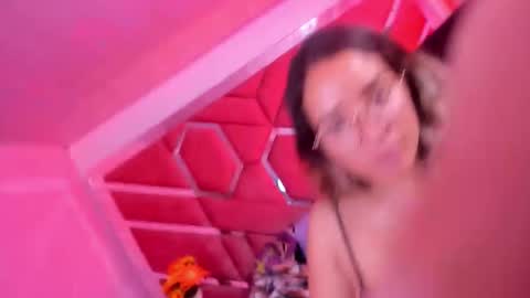 Snapshot of olivia_fox69 chatting on May 2026 05:57:01 AM OLIVIA online show from May 2026 05:57:01 AM
