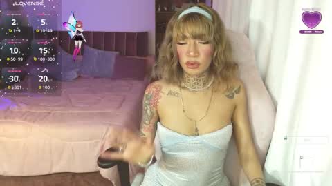 Olivia online show from November 2025 02:21:01 AM