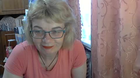 Snapshot of olivia_mia25 chatting on June 2026 05:48:01 AM Olivia Mia online show from June 2026 05:48:01 AM