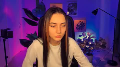 olivia_norton_ online show from September 2025 09:33:01 AM