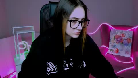 olivia_norton_ online show from November 2025 03:12:02 PM