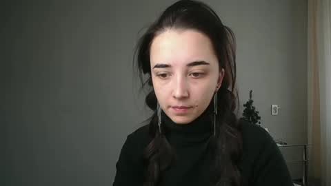 Olivia online show from February 2025 01:21:02 PM