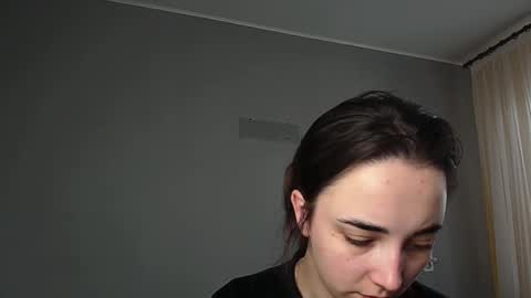 Olivia online show from April 2026 09:27:01 AM