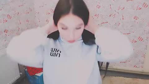 Olivia online show from February 2025 11:07:02 AM