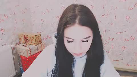 Olivia online show from February 2025 02:10:01 PM