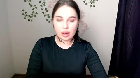 Olivia online show from June 2026 07:42:01 PM