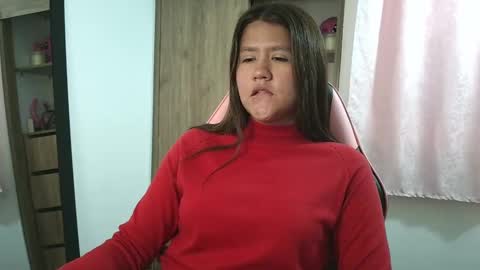 Olivia online show from September 2025 01:36:02 PM