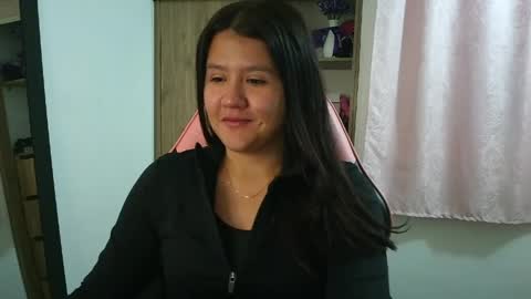 Snapshot of olivia_watson_ chatting on May 2026 12:11:02 PM Olivia online show from May 2026 12:11:02 PM