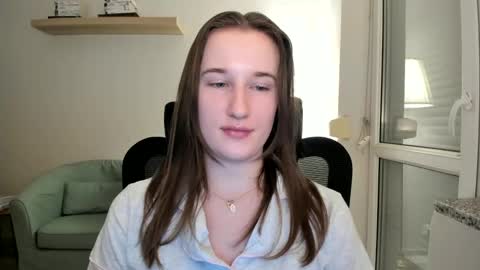 Oliwiaa2004 online show from December 2024 06:20:02 PM