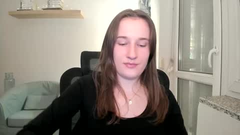 Oliwiaa2004 online show from December 2024 10:13:01 PM