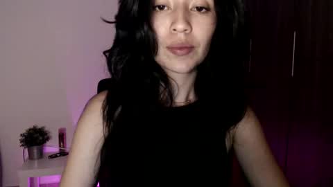 oliviaaa__ online show from January 2025 02:06:01 AM