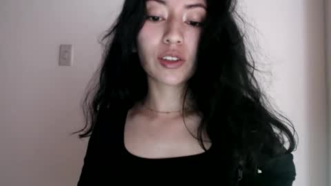 oliviaaa__ online show from February 2026 04:06:02 PM
