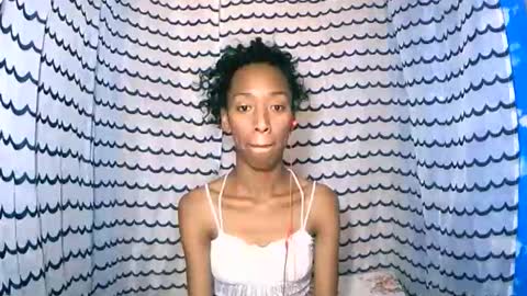 oliviah27 online show from November 2025 08:22:02 PM