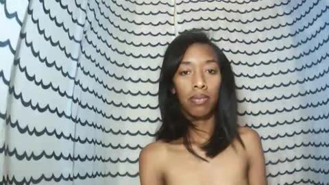 oliviah27 online show from November 2025 09:09:01 AM