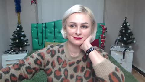 OliviaHorst online show from December 2024 05:10:02 PM