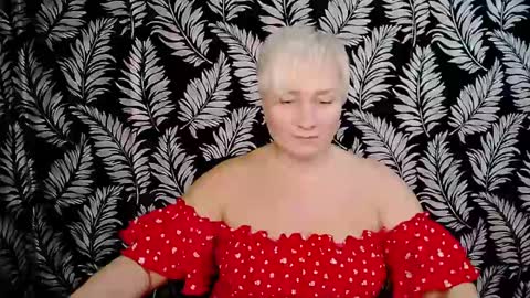 Kelly online show from December 2024 12:19:02 PM