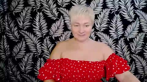 Kelly online show from December 2024 02:38:02 PM