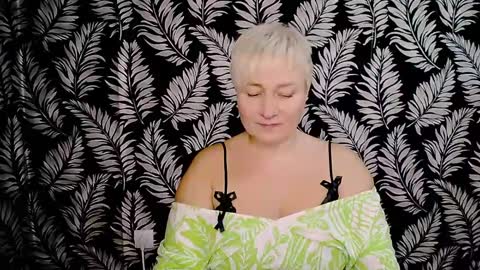 Kelly online show from December 2024 08:45:02 AM