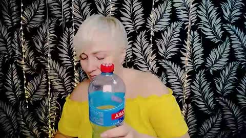 Kelly online show from February 2026 12:19:01 PM