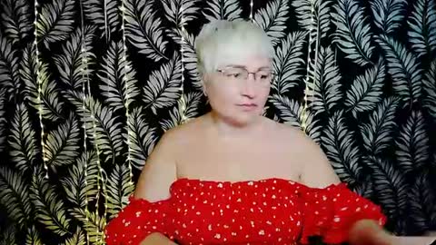 Snapshot of oliviaoskar_ chatting on June 2026 10:53:02 AM Kelly online show from June 2026 10:53:02 AM