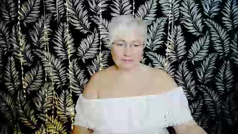 Snapshot of oliviaoskar_ chatting on July 2026 10:13:02 AM Kelly online show from July 2026 10:13:02 AM