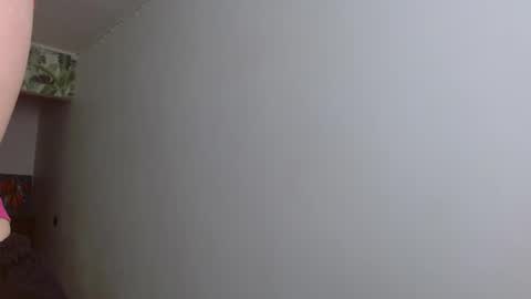 Olivia online show from March 2025 05:40:01 AM