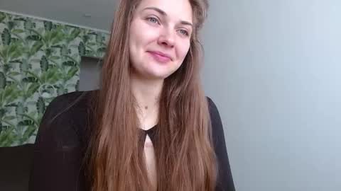 Olivia online show from November 2025 05:20:01 AM