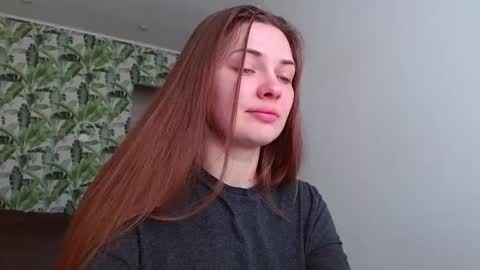 Snapshot of oliviashiny chatting on February 2026 05:38:01 AM Olivia online show from February 2026 05:38:01 AM