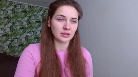 Snapshot of oliviashiny chatting on February 2026 06:06:01 AM Olivia online show from February 2026 06:06:01 AM