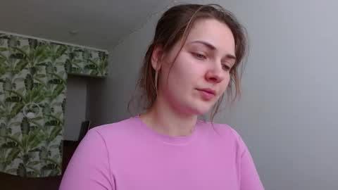 Snapshot of oliviashiny chatting on February 2026 07:12:02 AM Olivia online show from February 2026 07:12:02 AM