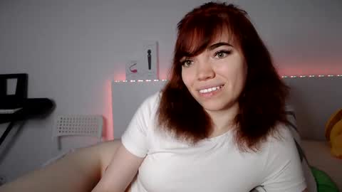 Angelina Lina online show from December 2024 09:28:02 PM