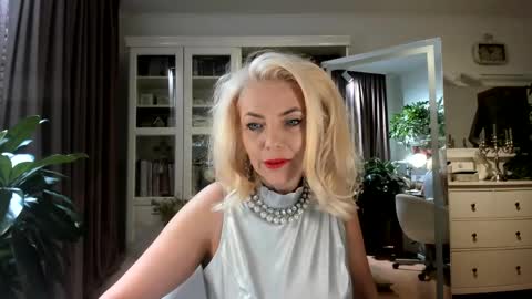 Snapshot of ollalla7 chatting on May 2026 07:52:02 PM ollalla7 online show from May 2026 07:52:02 PM