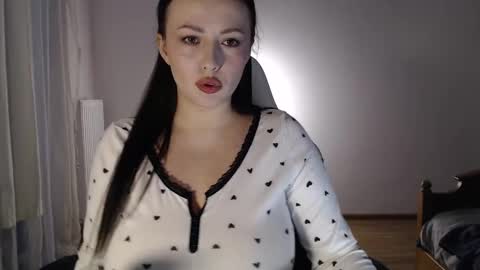 Snapshot of ollie_jamess chatting on January 2025 03:25:01 PM ollie_jamess online show from January 2025 03:25:01 PM