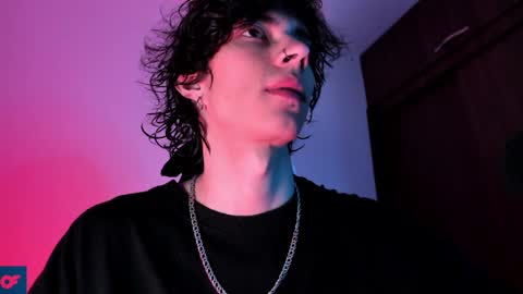     online show from January 2025 03:20:01 AM