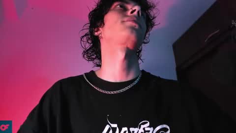     online show from February 2025 03:14:02 AM