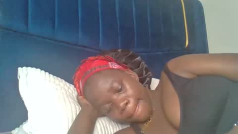 ollleina online show from April 2026 01:53:02 AM