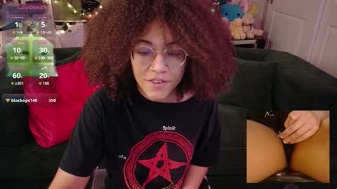 Snapshot of ollythegreat chatting on December 2025 09:22:01 PM olly online show from December 2025 09:22:01 PM