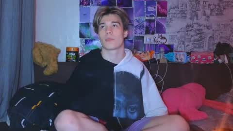 Tony online show from February 2025 08:15:02 PM