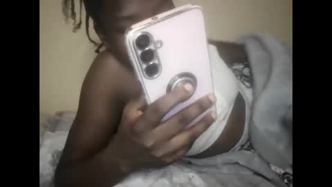olwami4 online show from May 2026 09:43:01 PM
