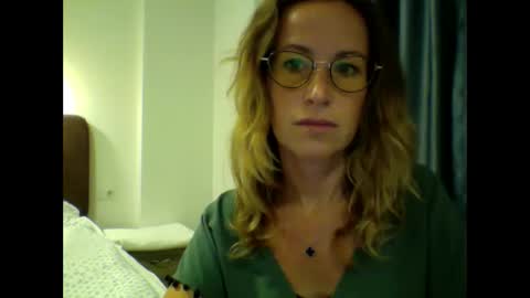 Snapshot of olyra11 chatting on January 2026 09:31:02 PM olyra11 online show from January 2026 09:31:02 PM