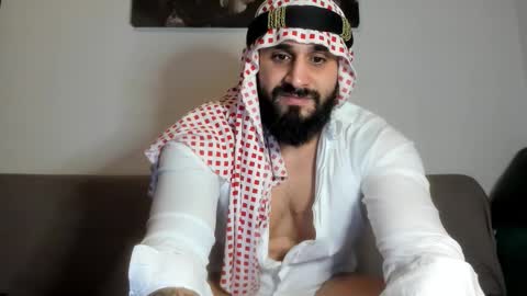 Omar online show from October 2025 06:44:02 AM