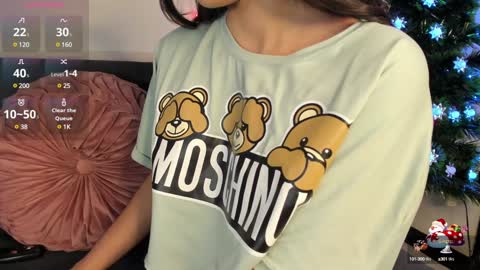 Snapshot of on_tefa chatting on December 2024 04:12:02 AM Violette online show from December 2024 04:12:02 AM