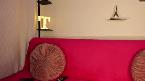 Snapshot of on_tefa chatting on January 2025 03:49:02 AM Violette online show from January 2025 03:49:02 AM