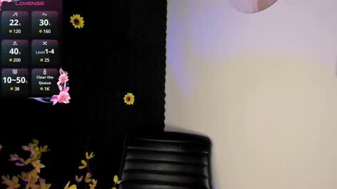 Snapshot of on_tefa chatting on February 2025 11:04:02 PM Violette online show from February 2025 11:04:02 PM