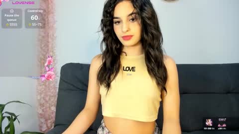 Snapshot of on_tefa chatting on February 2025 11:04:02 PM Violette online show from February 2025 11:04:02 PM