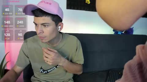 Snapshot of on_tefa chatting on October 2025 09:34:02 PM Violette online show from October 2025 09:34:02 PM