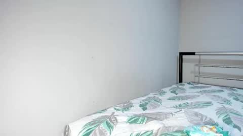 Snapshot of on_tefa chatting on November 2025 08:36:02 PM Violette online show from November 2025 08:36:02 PM