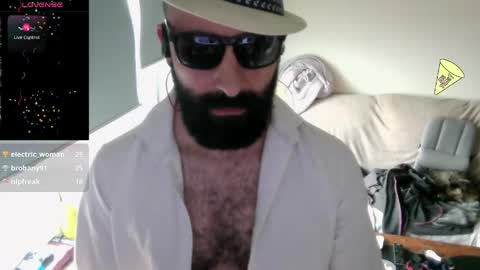 Snapshot of ona_nisme chatting on May 2026 06:20:01 PM ona nisme online show from May 2026 06:20:01 PM